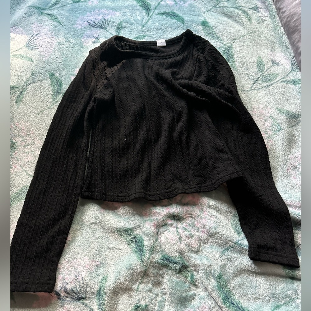 Black long sleeve shirt